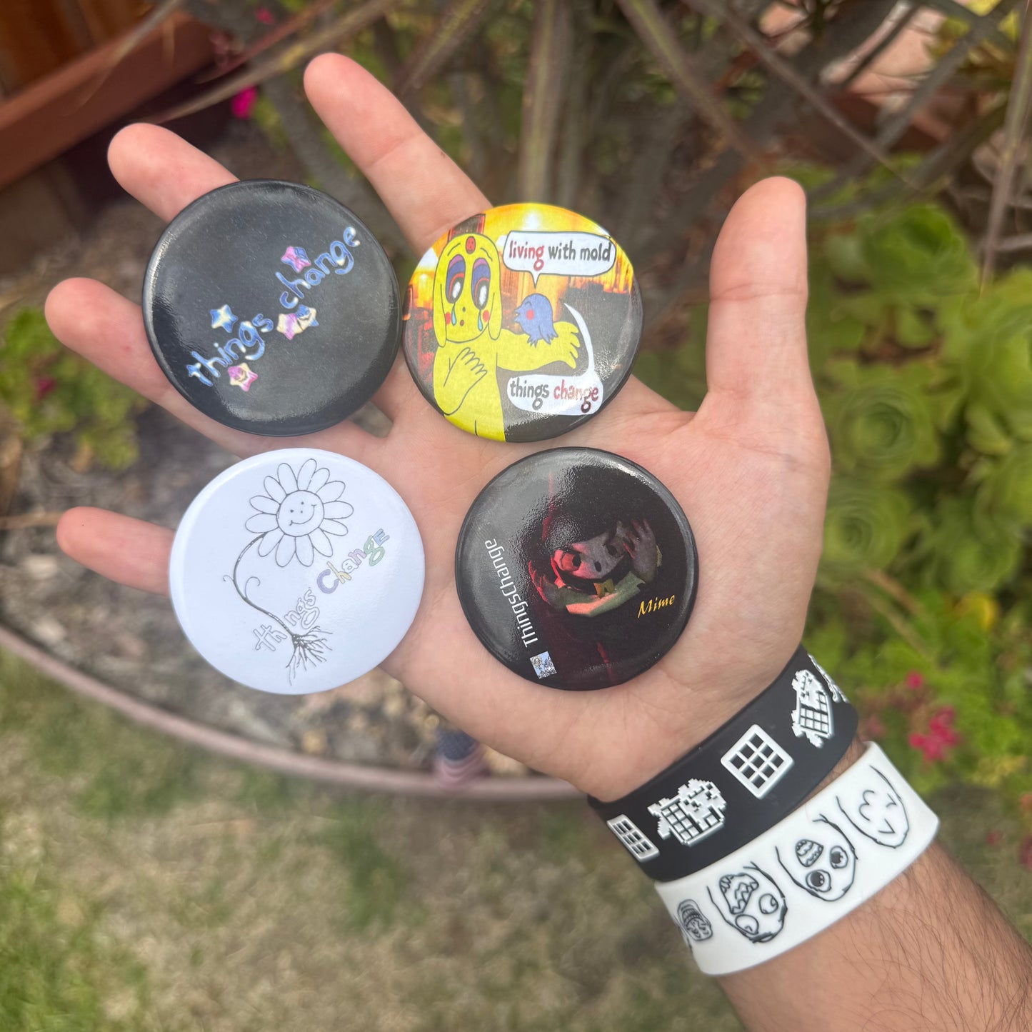 button bundle